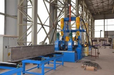 Консольный сварочный аппарат для круговых швов